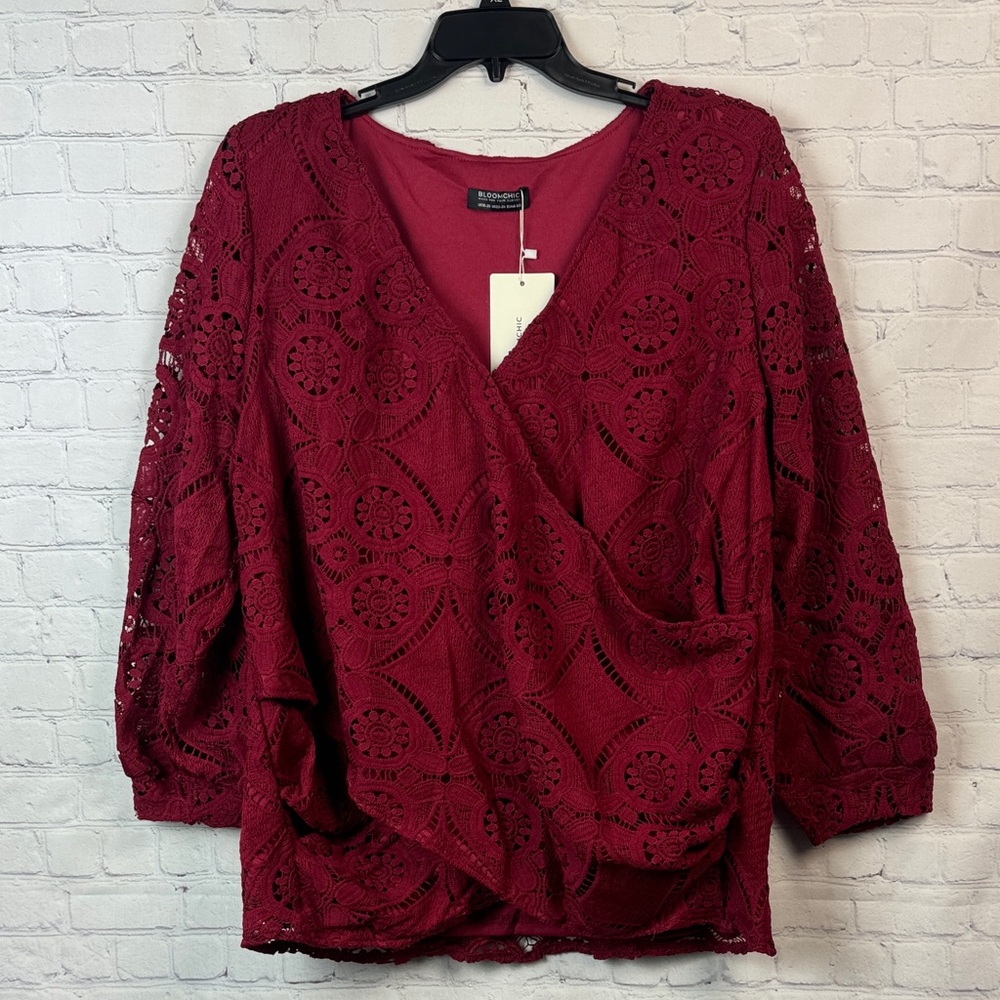 BloomChic Red Crochet V-Neck Wrap Blouse Plus Size 2X - Picture 2 of 7